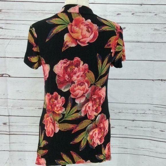 ANA Floral rose choker medium key hole blouse - Picture 5 of 7